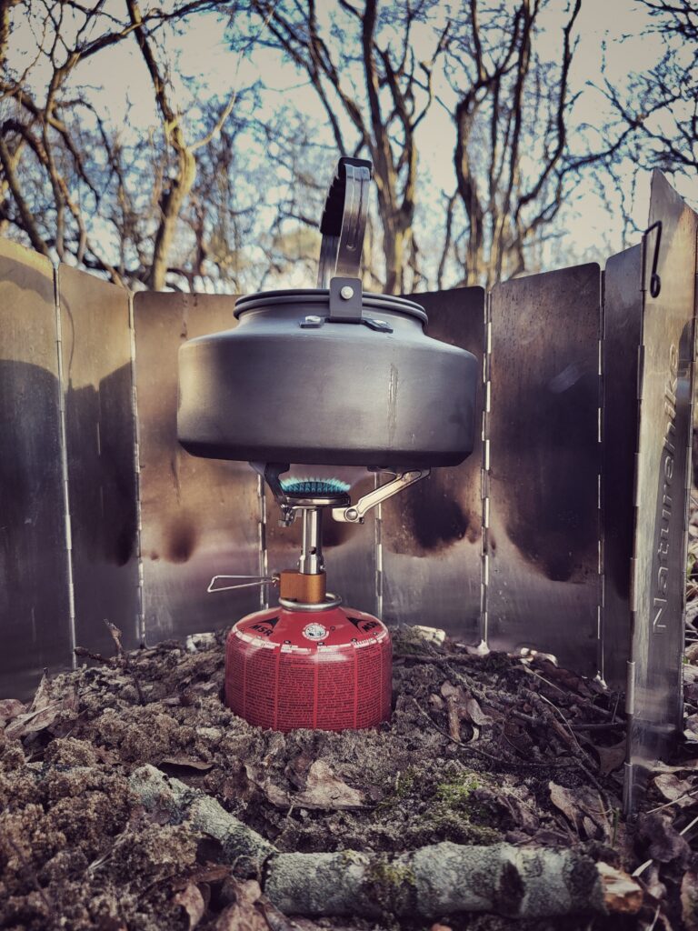 Spirit burner, gasstove or fire